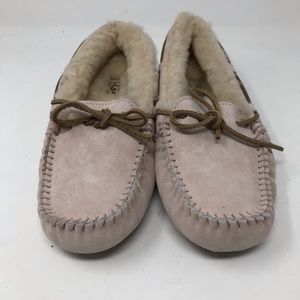 UGG Australia Uggs Dakota Sheepskin Slippers 5612